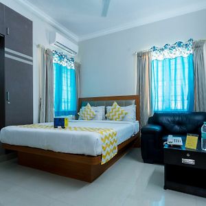 Fabhotel Rithikha Inn Manapakkam